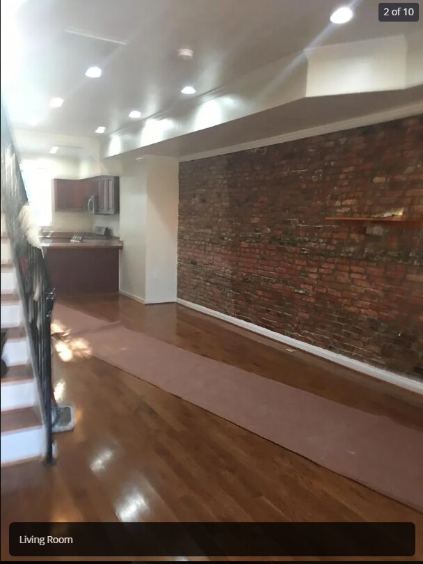Building Photo - 1626 N Milton Ave