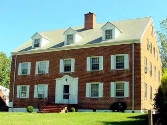 Primary Photo - 2703 Broad St NW