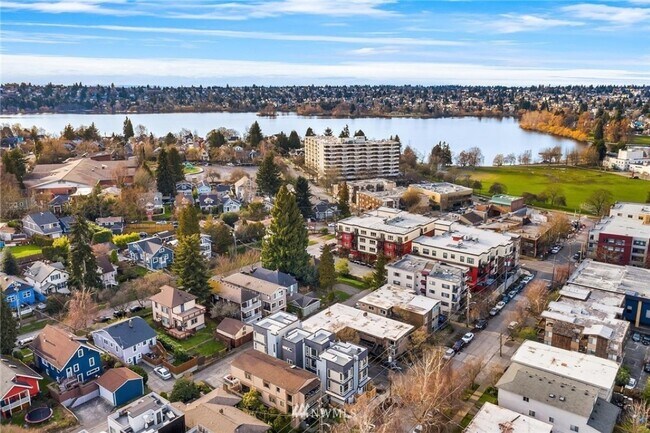 Foto del edificio - 2Bd/1.75Ba Seattle Townhouse