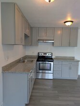 Building Photo - 1025 N Madison St