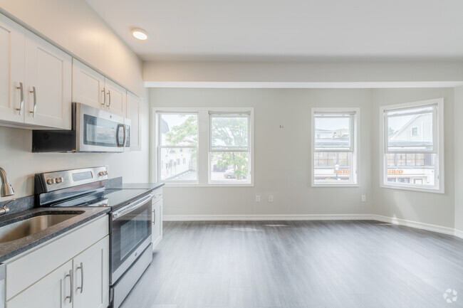 1HAB, 1BA - 125 Atwells - Federal Hill