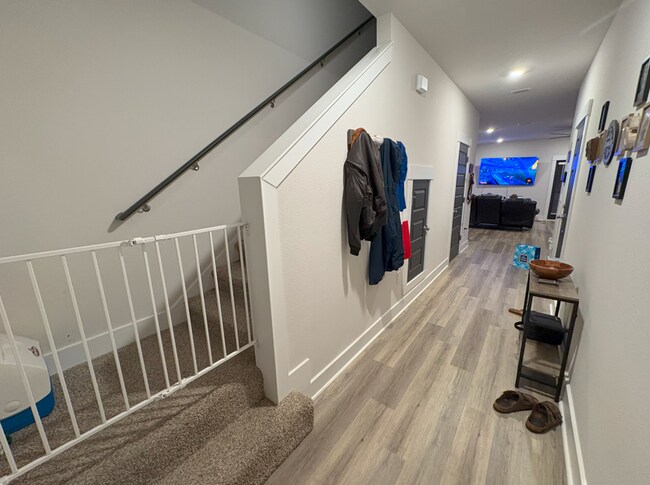 Foto del edificio - 9491 Nature Creek Cir