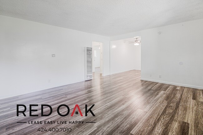 Building Photo - 21241 S Santa Fe Ave