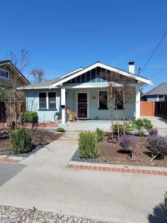 Primary Photo - 515 Coe Ave