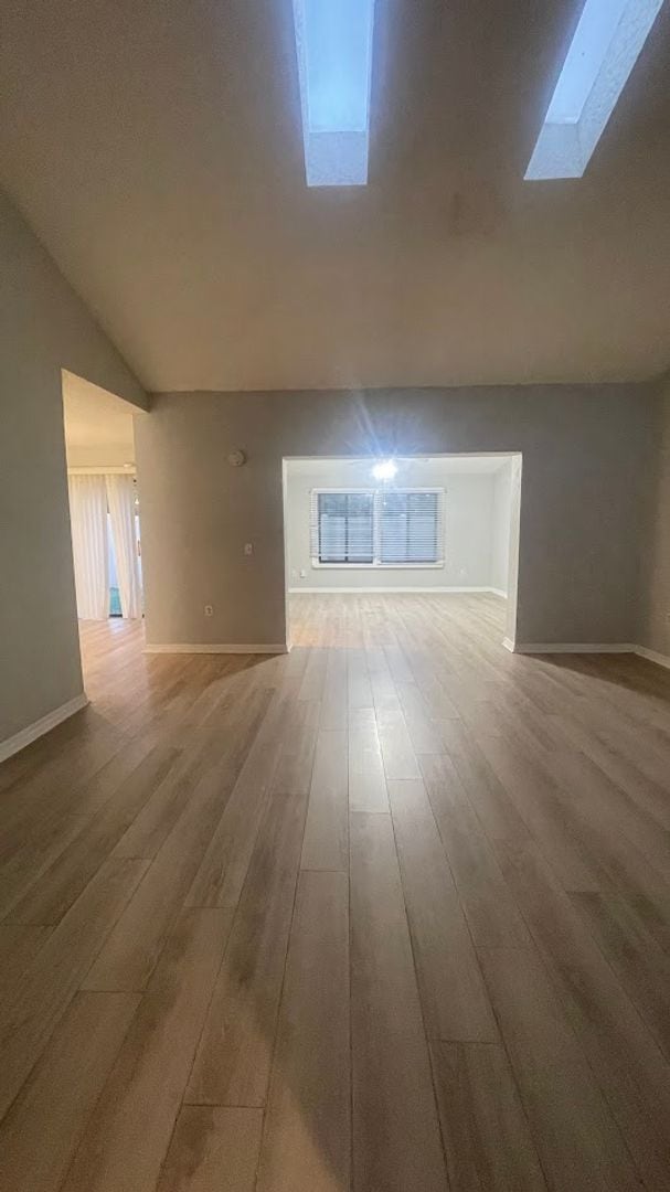 Building Photo - 5360 Skelly Square