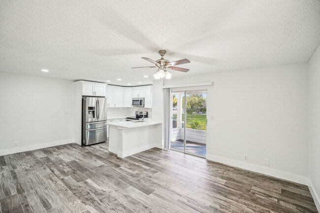 Foto del edificio - South Bay Plantation Apartments