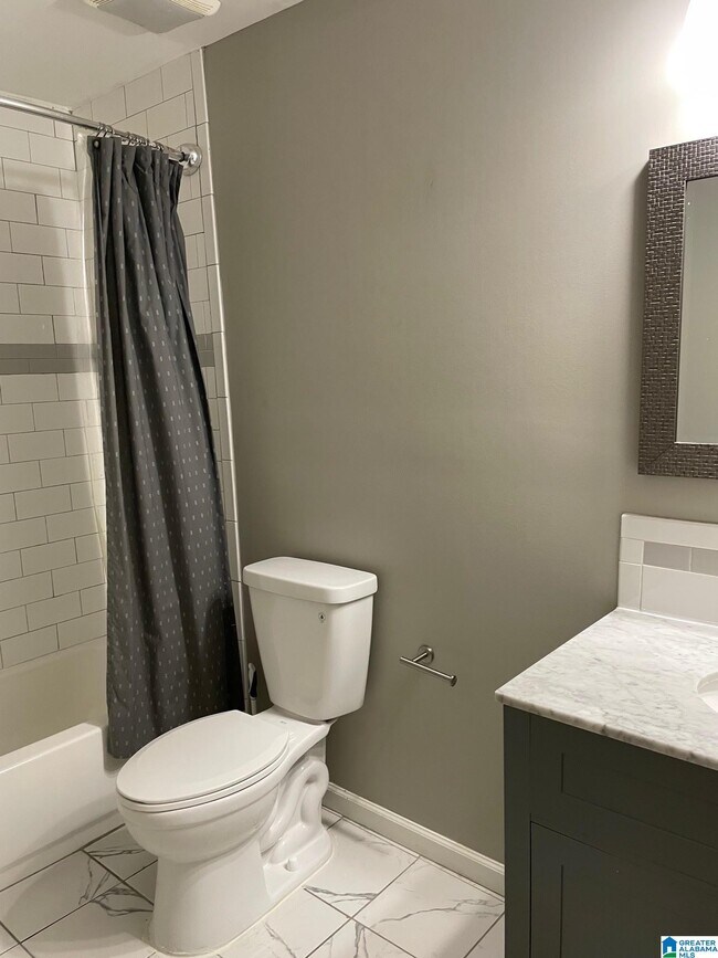 Building Photo - 901 Woodland Vlg