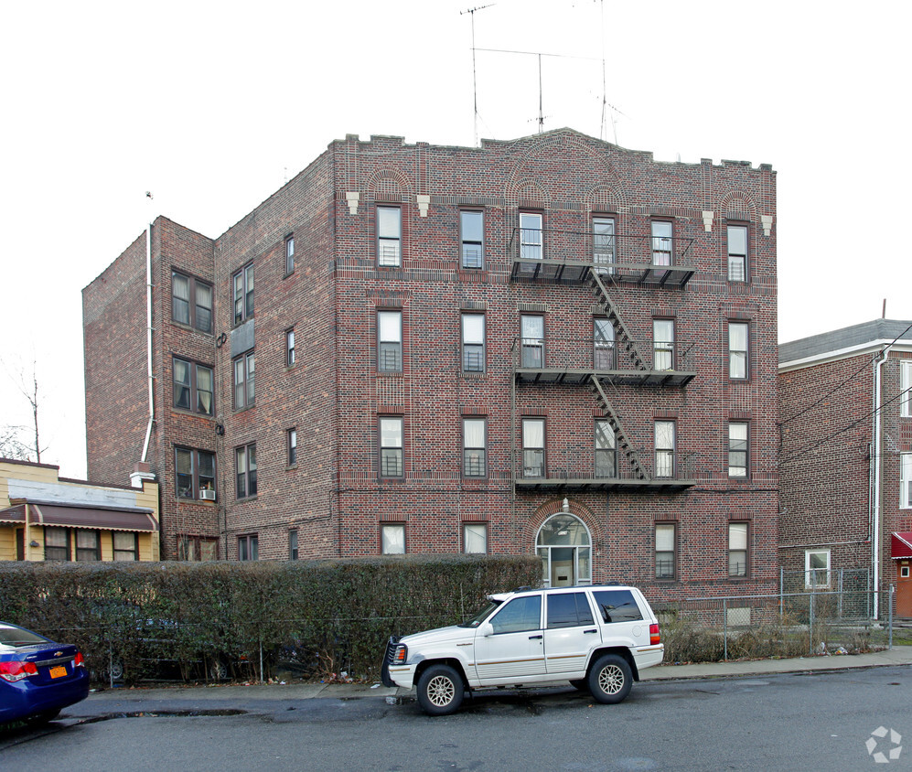 Foto principal - 4524 Barnes Ave