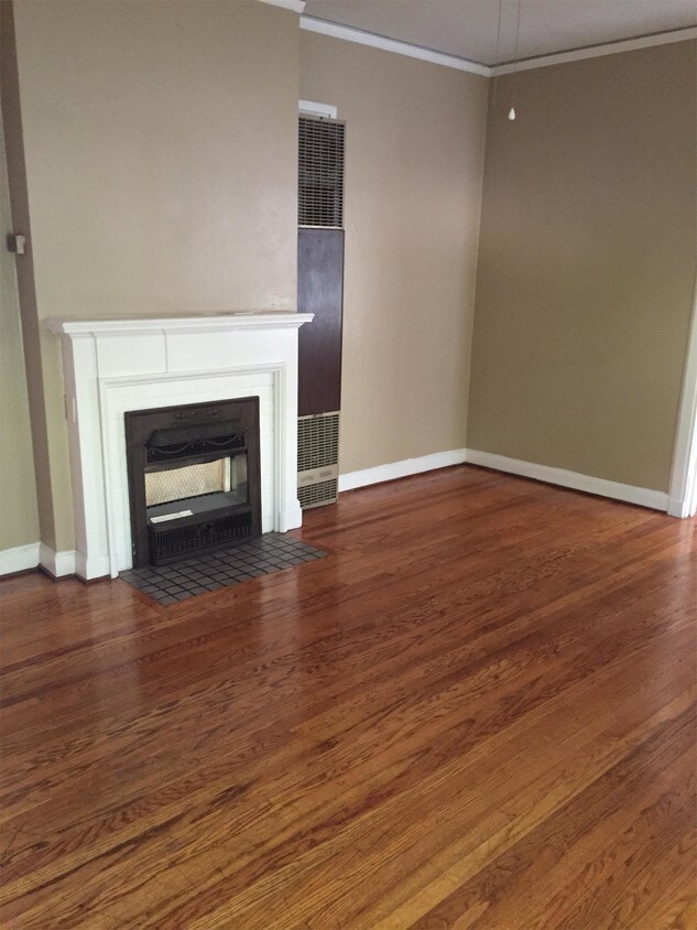 Primary Photo - 1109 Harrison St