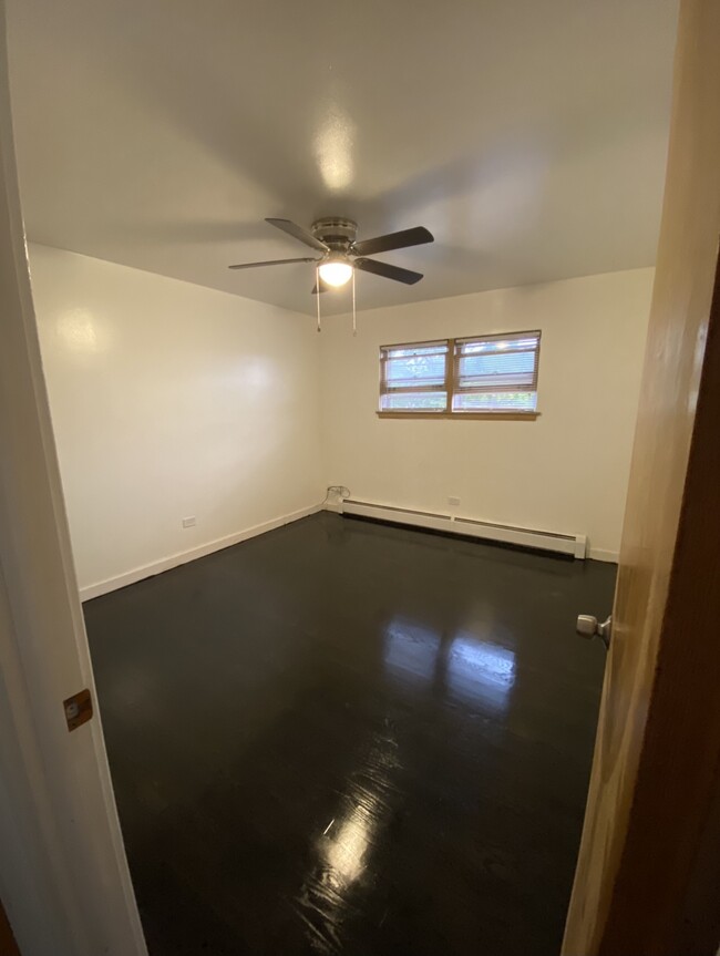 1st bedroom - 3309 Highland Ave