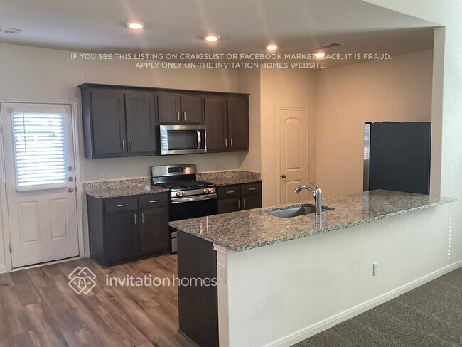 Foto del edificio - 905 Mountain Goat Ln