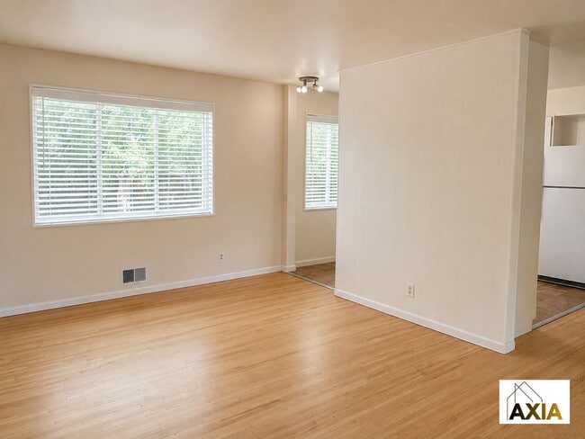 Photo - 205 S. 39th St House