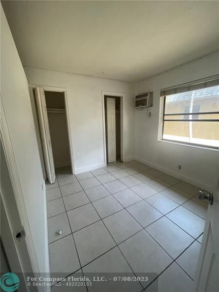 Foto del edificio - 4051 N Dixie Hwy