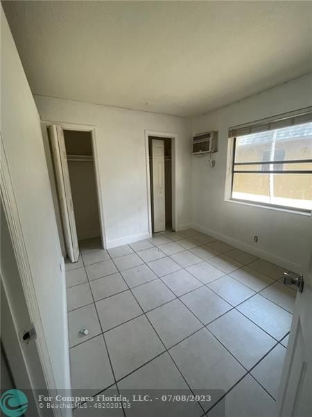 Photo - 4051 N Dixie Hwy Apartment