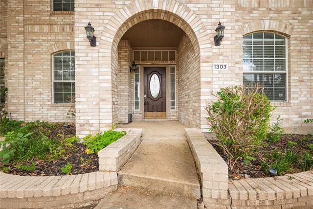 Foto del edificio - 1303 Brook Ridge Ave