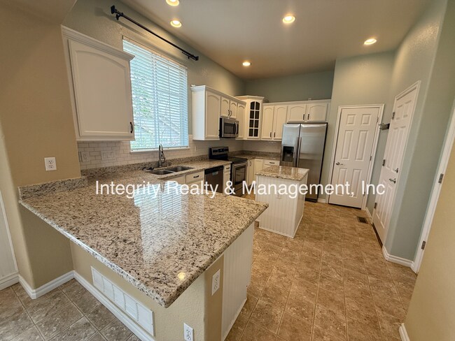 Foto del edificio - 3025 Redhaven Way