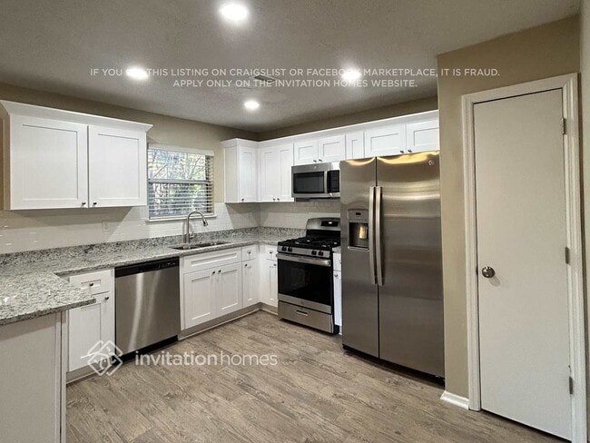 Building Photo - 3710 Sharon Run