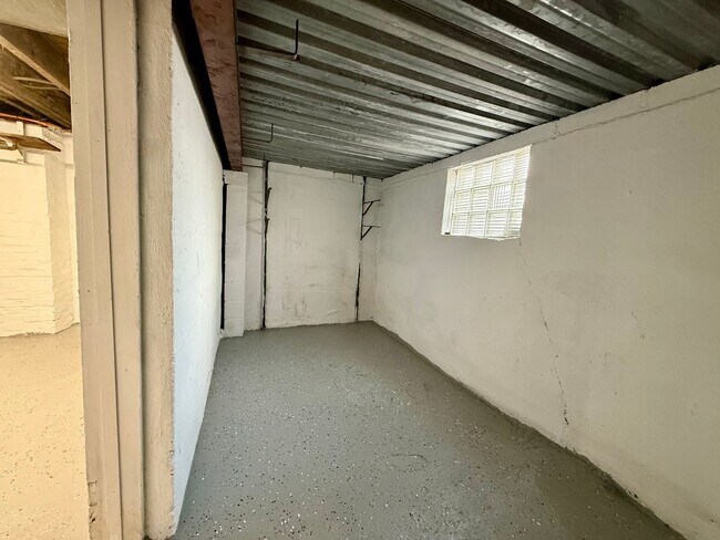 Foto del edificio - Updated 2BR townhouse with office now available!