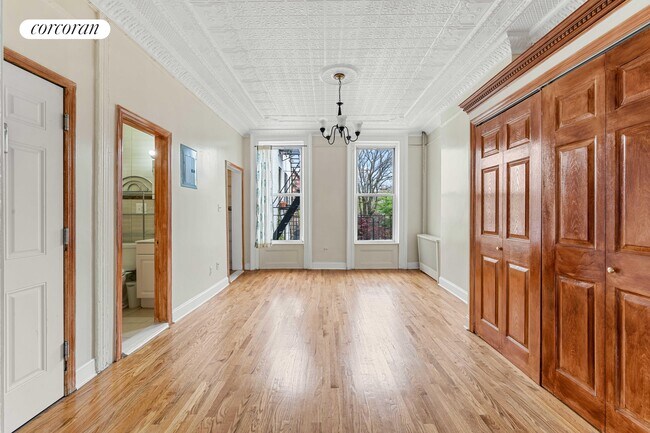 Foto del edificio - 519 Henry St