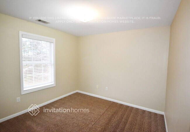 Building Photo - 143 Stonehenge Dr