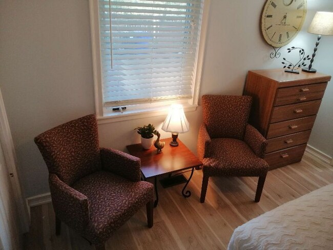 Foto del edificio - 309 Warner Milne Rd