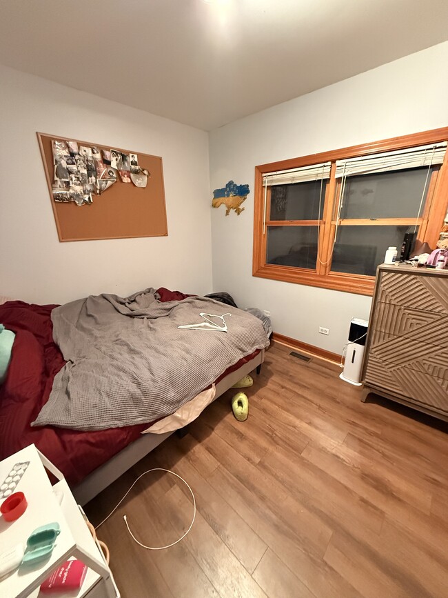 Building Photo - 1721 W Julian St