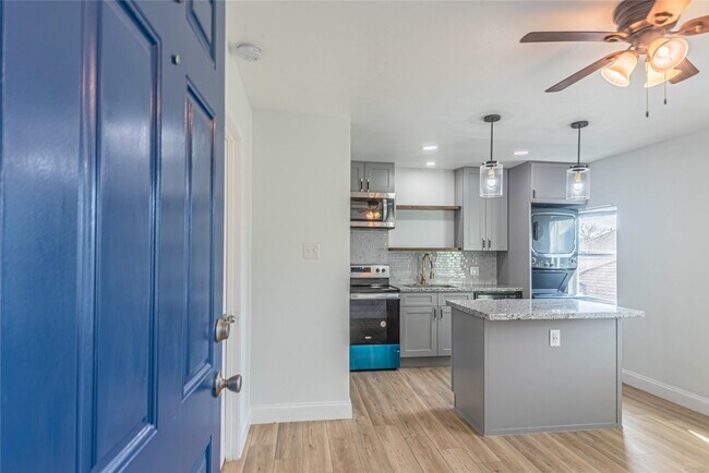 Foto del edificio - 2303 Rosewood St