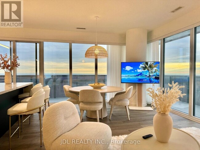 Building Photo - 55 Cooper St