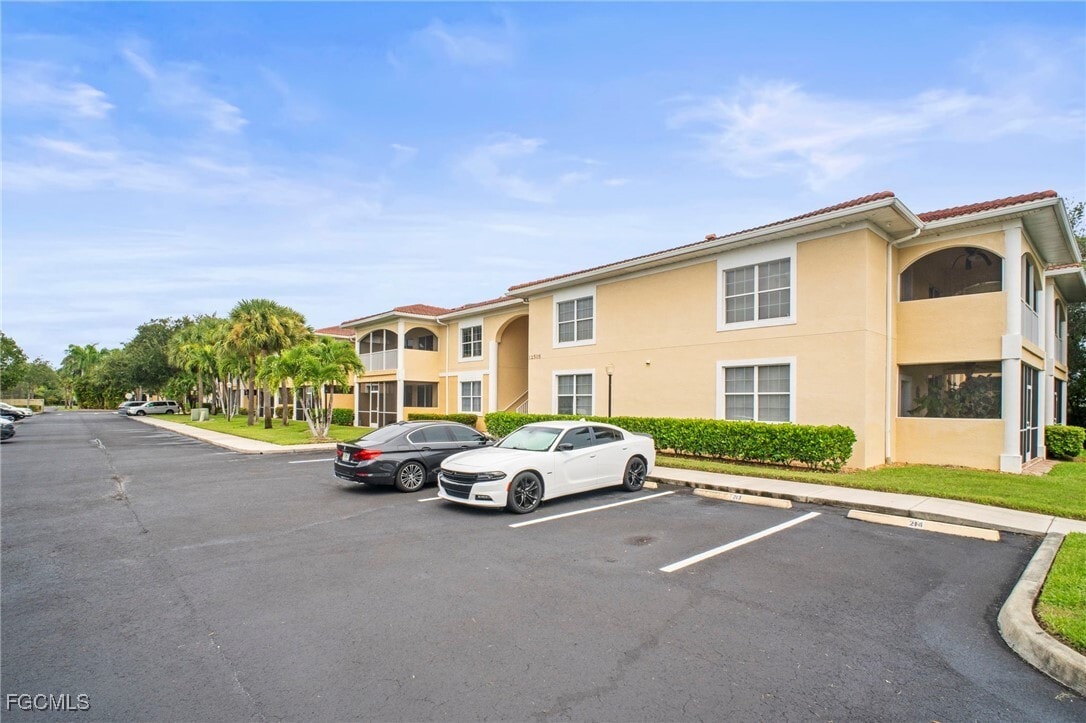 Foto principal - 12505 McGregor Blvd