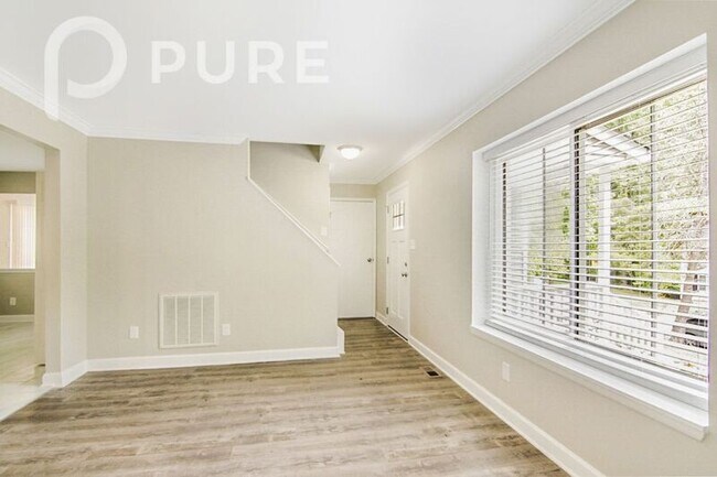 Foto del edificio - 105 Smokehouse Ln