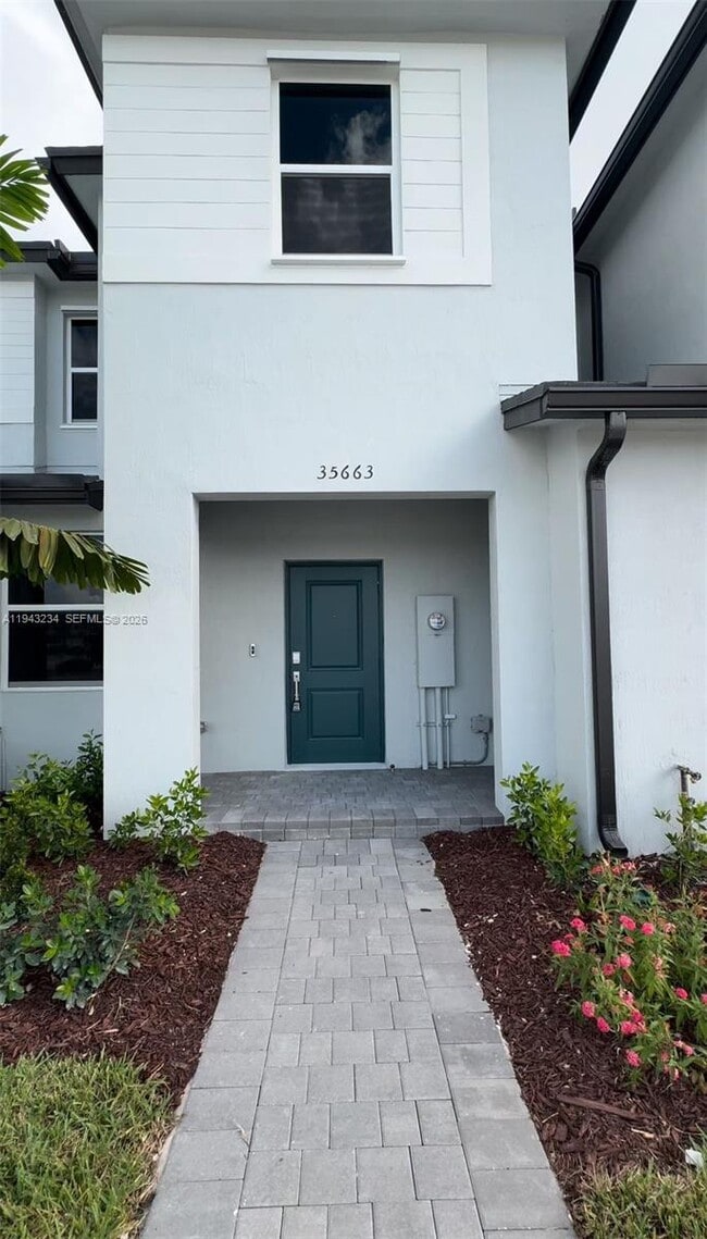 Building Photo - 35663 SW 178th Ct