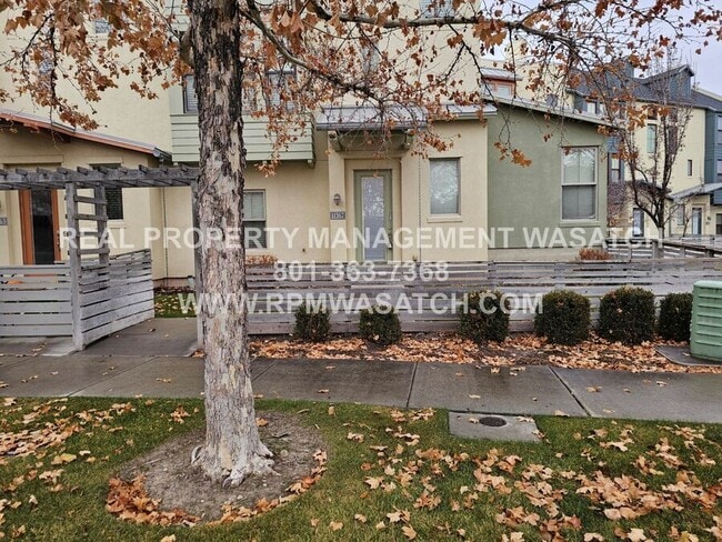 Photo - 11367 Oakmond Rd House