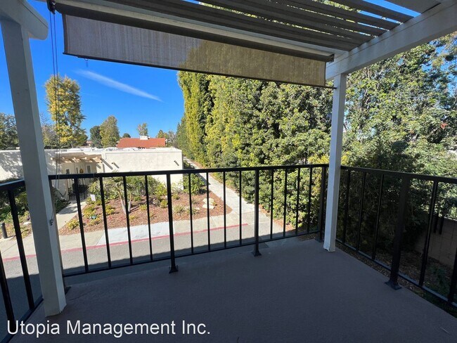 Building Photo - 3 br, 3 bath House - 2380 Via Mariposa W U...