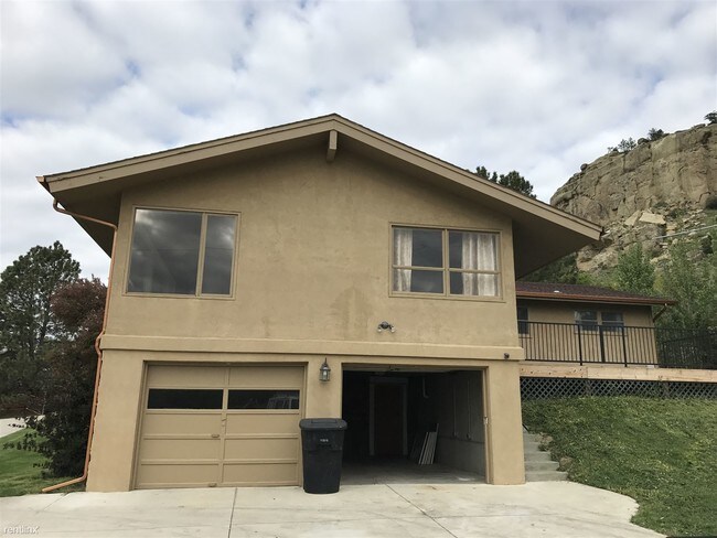 Building Photo - 3315 38th St W