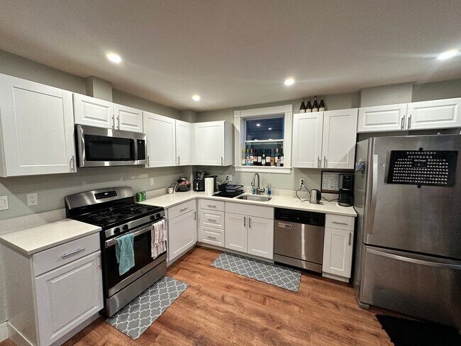 Foto del edificio - 172 Saint Alphonsus St