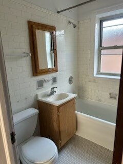 Foto del edificio - 7041 S Constance Ave