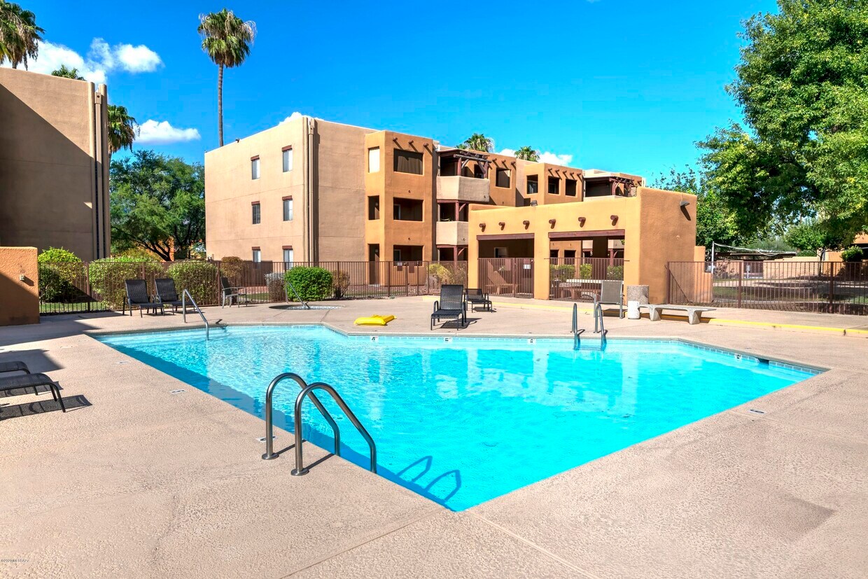 1810 E Blacklidge Dr Unit 314, Tucson, AZ 85719 Condo for Rent in