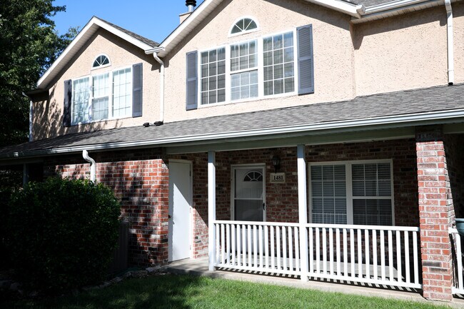 Covered Back Patio - 1481 E 120th St