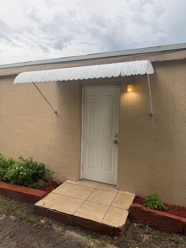 Building Photo - 6387 Coral Way