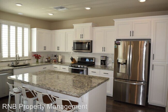 Building Photo - 4 br, 3 bath House - 3142 Golden Trail Street