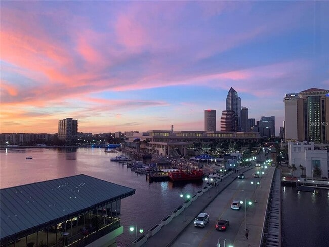 Building Photo - 700 S Harbour Island Blvd