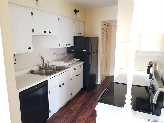 Foto del edificio - 32827 Fargo St