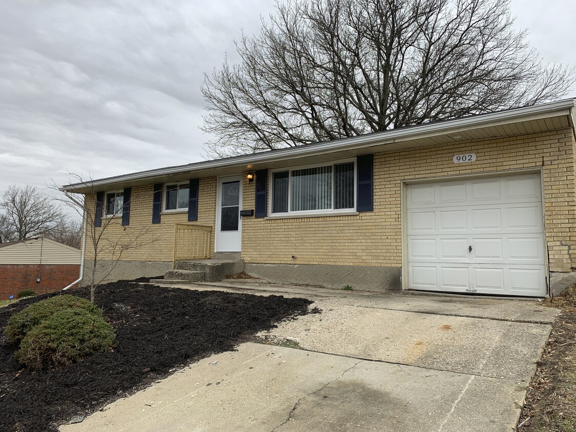 Foto principal - 902 Goodhue Cir