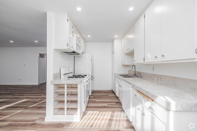 Foto del interior - 5917 Buffalo Ave