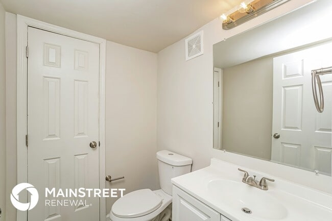 Foto del edificio - 1542 W Oak St