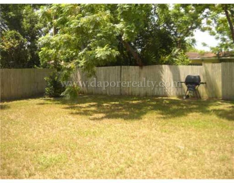 Foto del edificio - 512 W Foothill Way