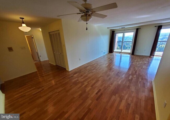 Foto del edificio - 1375 Pershing Blvd