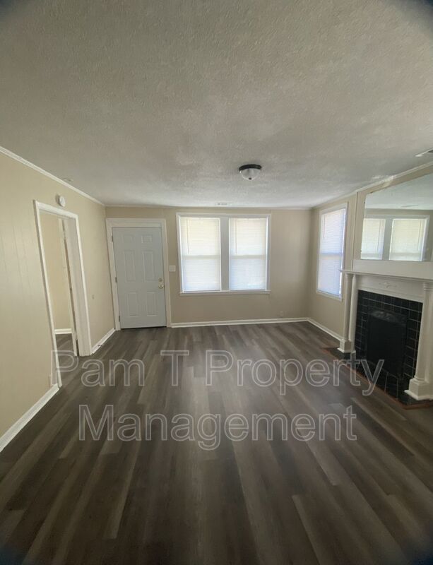 Foto del edificio - 806 E 32nd St