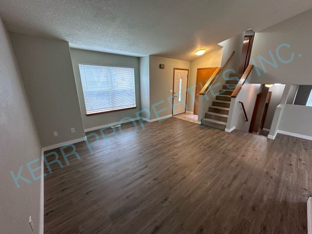 Building Photo - 15837 Jade Glen Ave