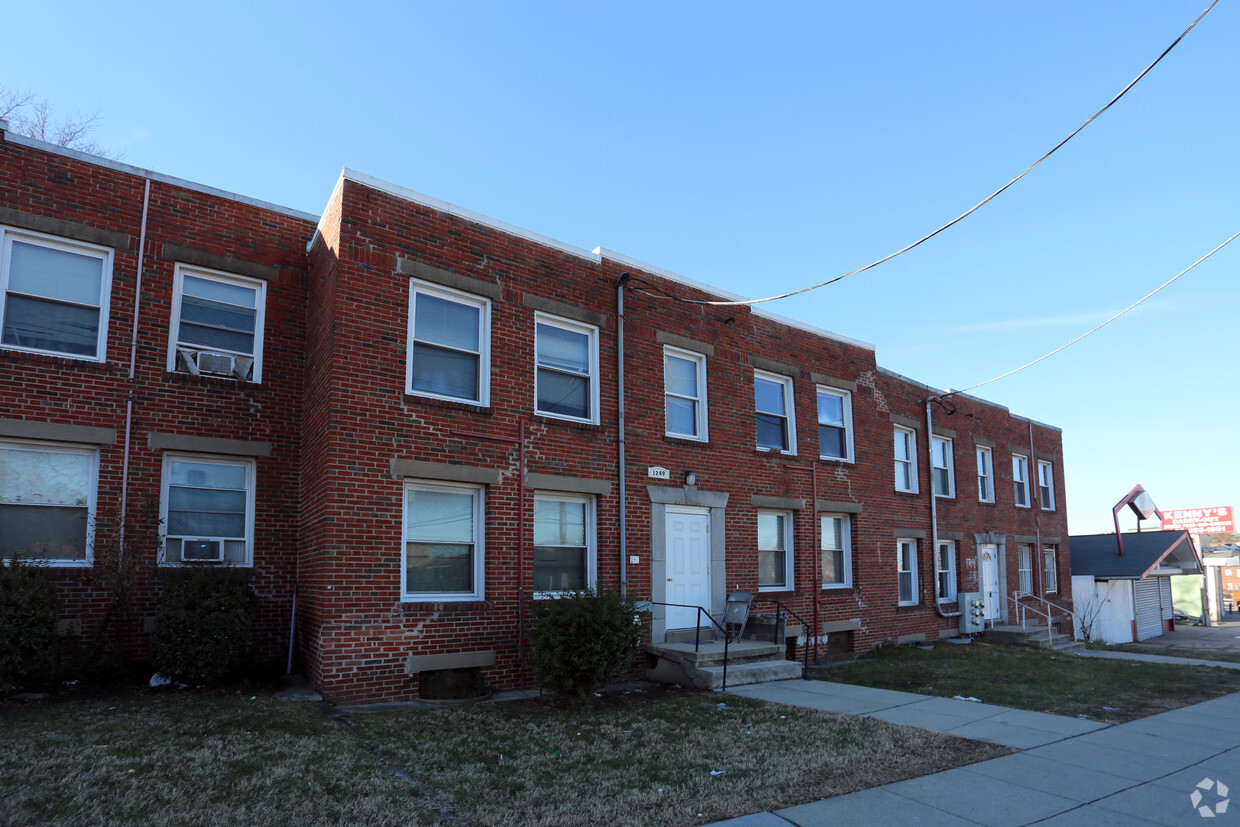 Building Photo - 1249-1251 Mount Olivet Rd NE